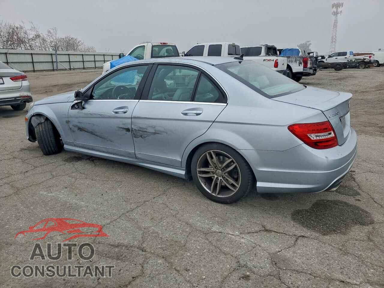 MERCEDES-BENZ C-CLASS 2013 - WDDGF4HB2DA789333