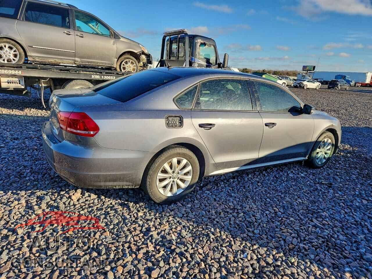 VOLKSWAGEN PASSAT 2012 - 1VWAH7A34CC096357