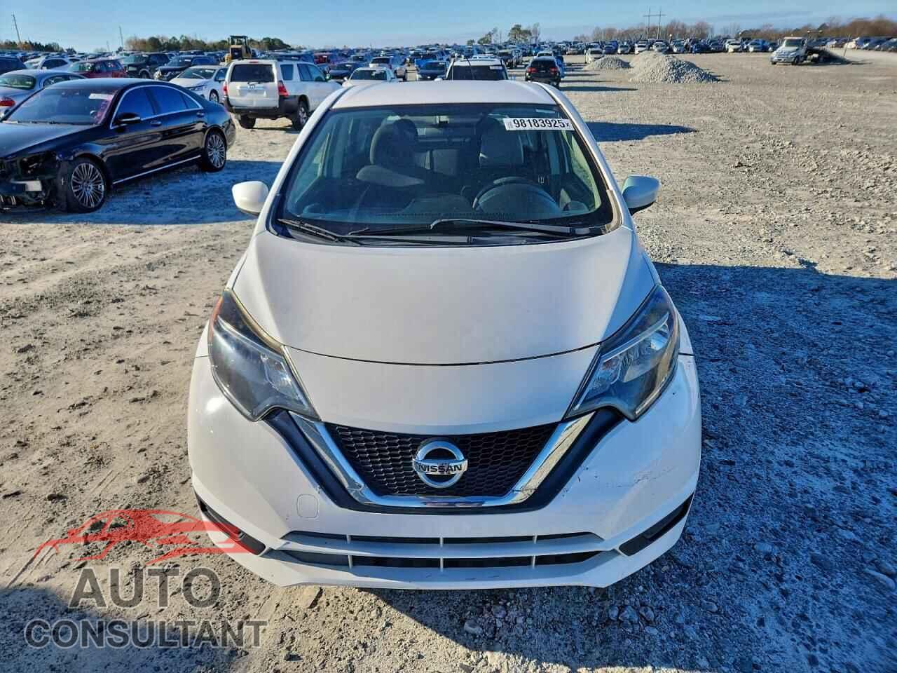 NISSAN VERSA 2017 - 3N1CE2CP8HL356328