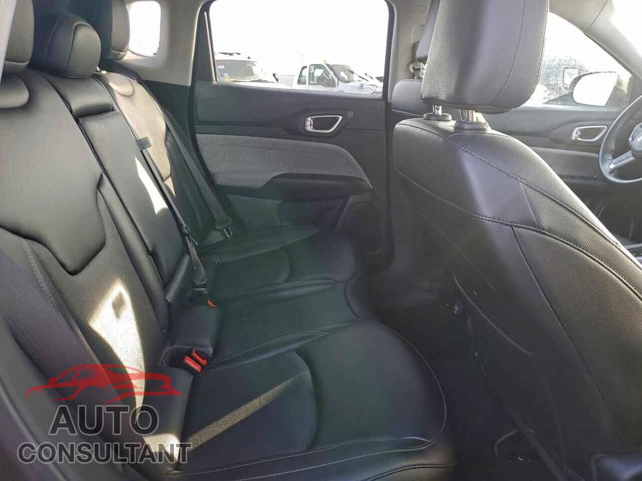 JEEP COMPASS 2022 - 3C4NJDFB9NT117430
