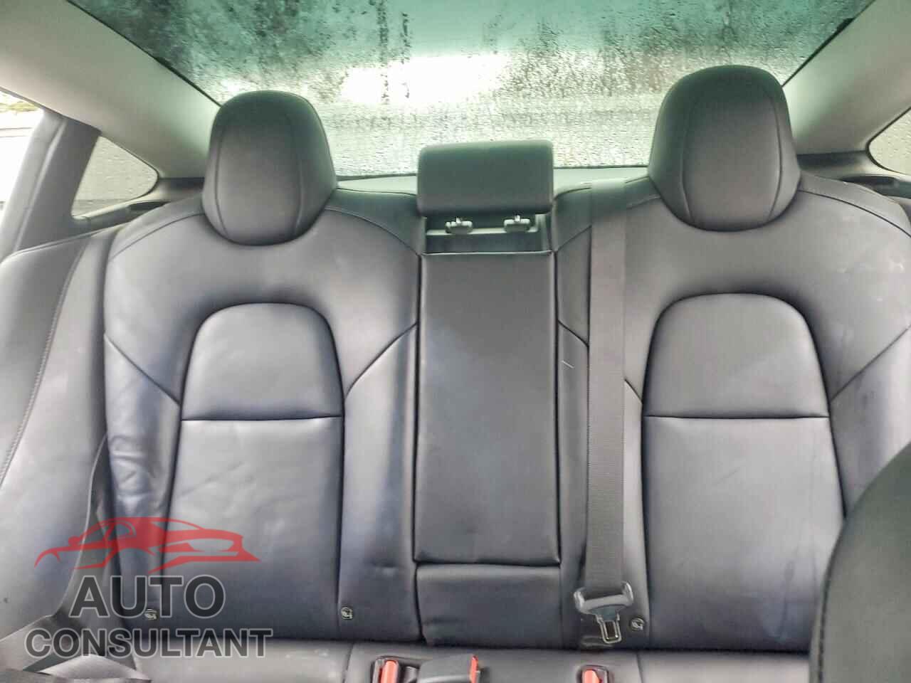 TESLA MODEL 3 2023 - 5YJ3E1EA8PF506810