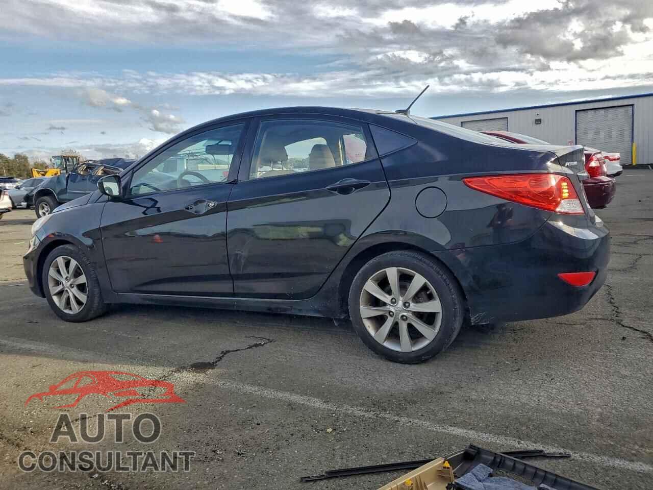 HYUNDAI ACCENT 2013 - KMHCU4AE5DU430166