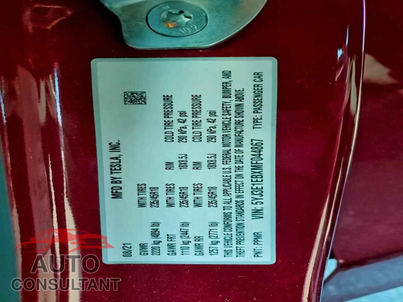 TESLA MODEL 3 2021 - 5YJ3E1EBXMF044867
