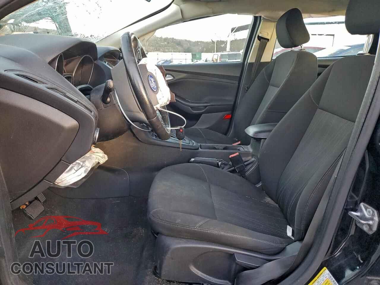 FORD FOCUS 2016 - 1FADP3F29GL240153