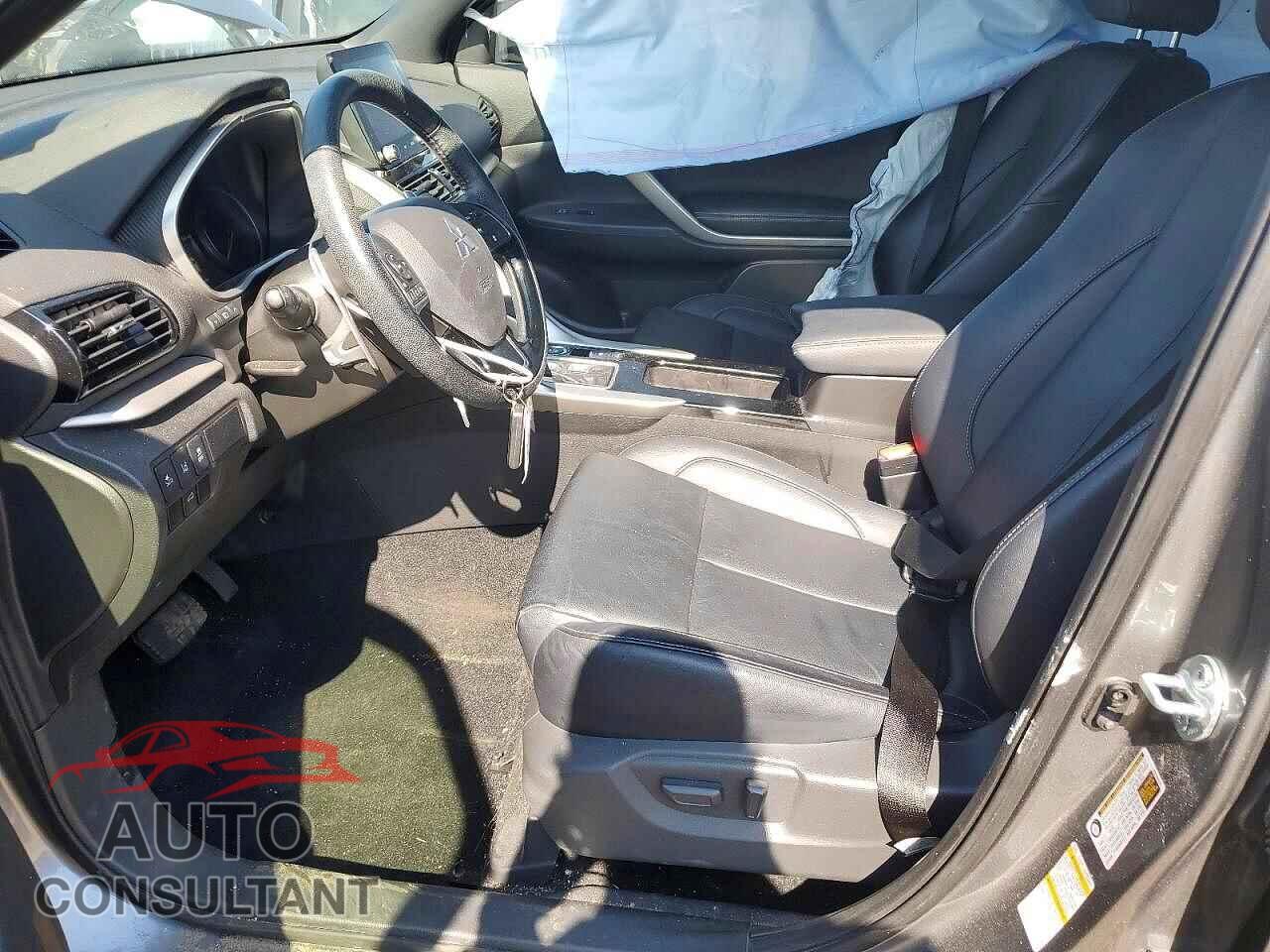 MITSUBISHI ECLIPSE 2024 - JA4ATWAA2RZ021280