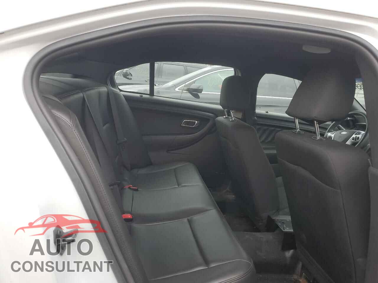 FORD TAURUS 2015 - 1FAHP2MT5FG168026