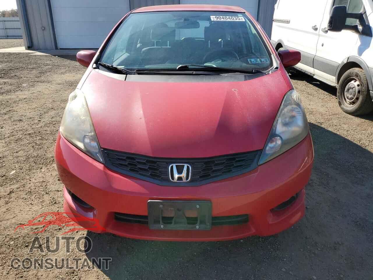 HONDA FIT 2012 - JHMGE8G58CS008564