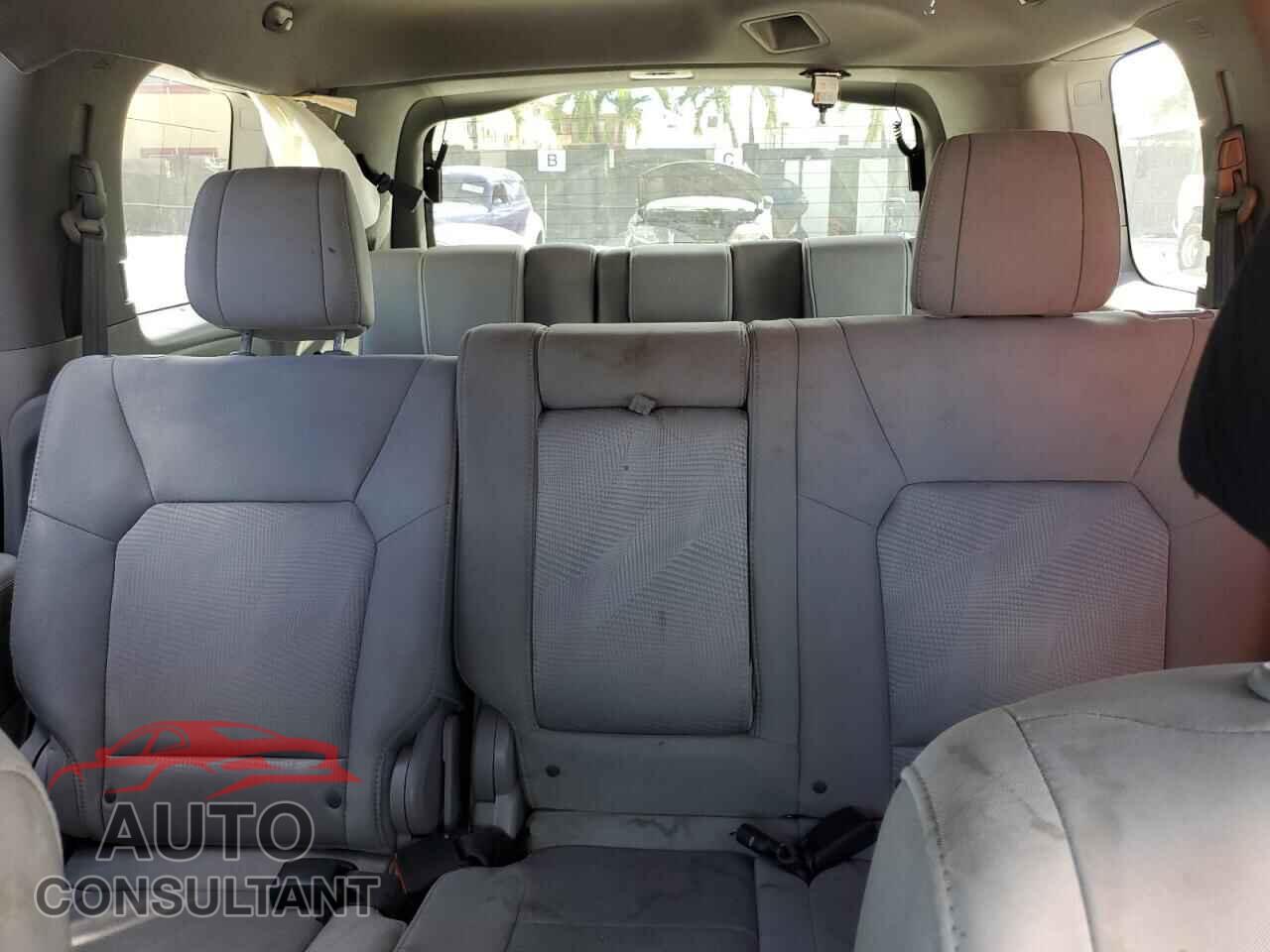 HONDA PILOT 2013 - 5FNYF3H29DB041243