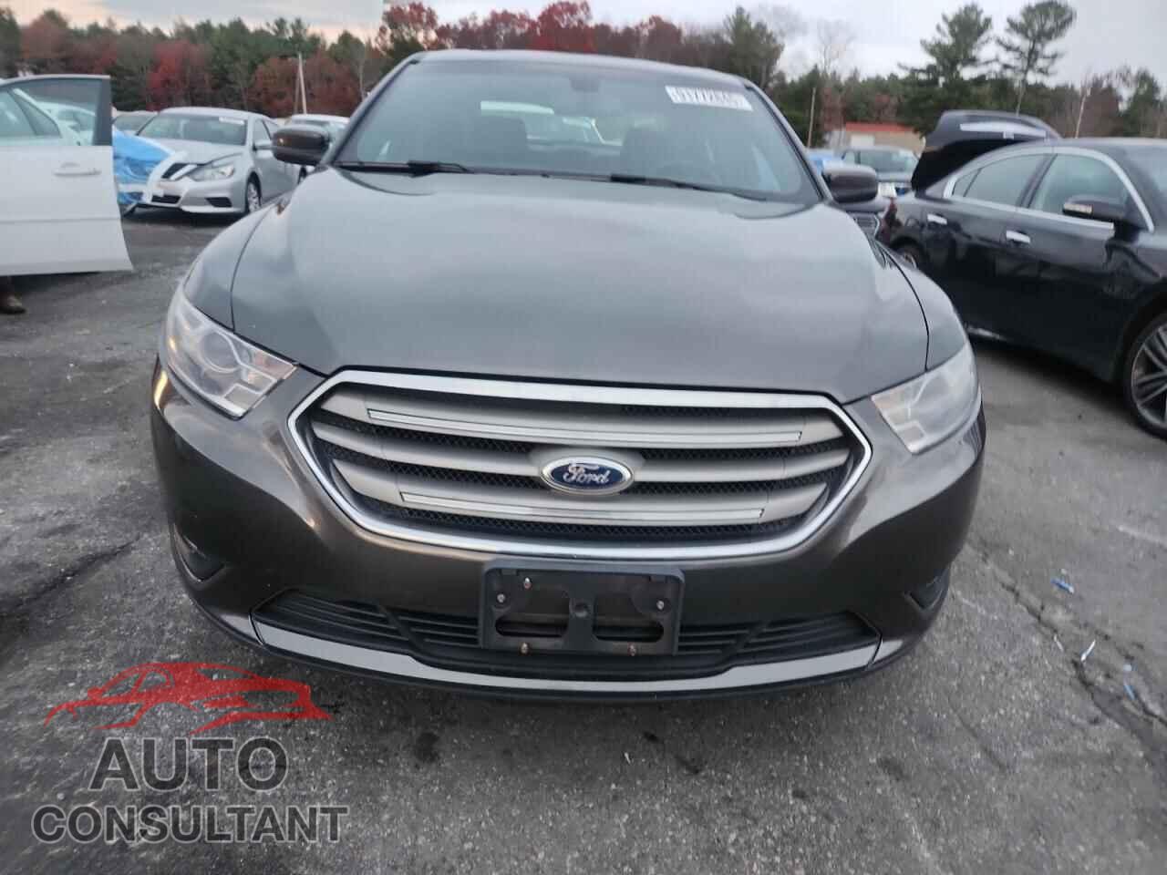 FORD TAURUS 2015 - 1FAHP2E86FG150211
