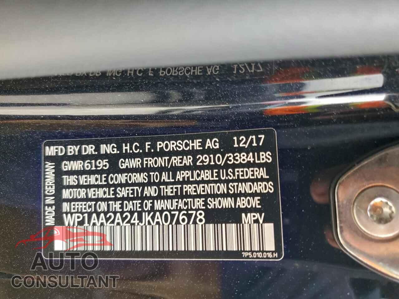 PORSCHE CAYENNE 2018 - WP1AA2A24JKA07678