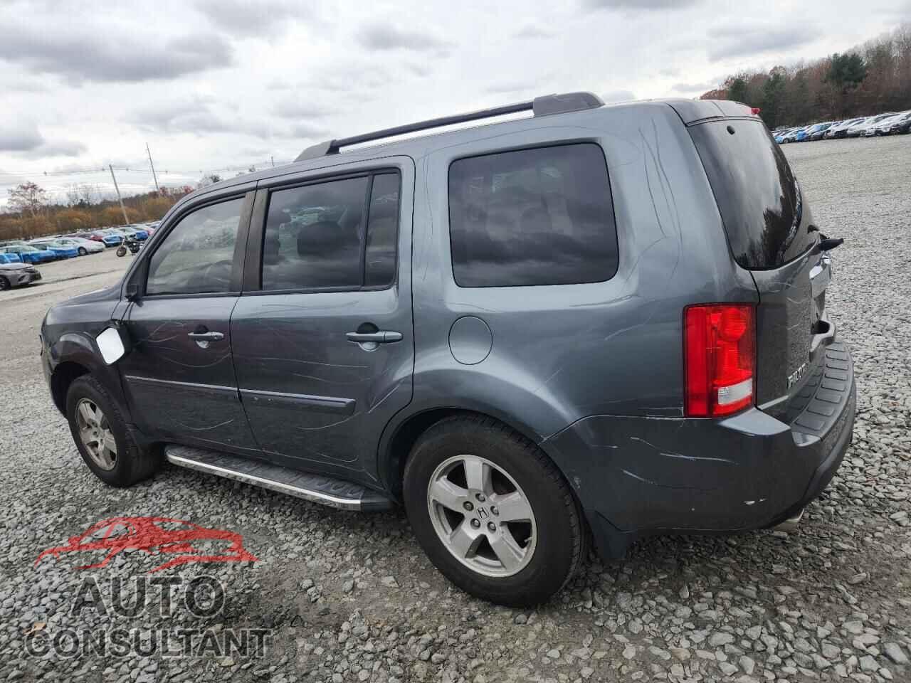 HONDA PILOT 2011 - 5FNYF4H4XBB094019