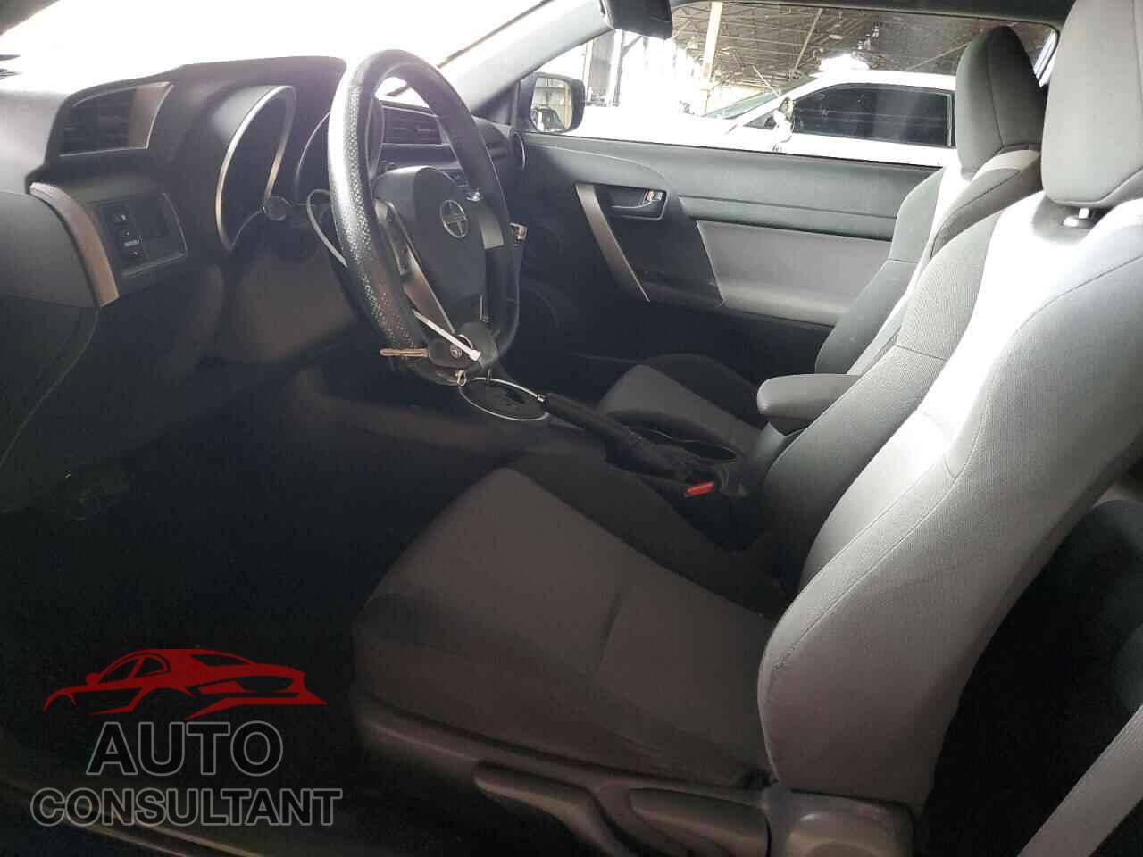 TOYOTA SCION 2014 - JTKJF5C78E3070837