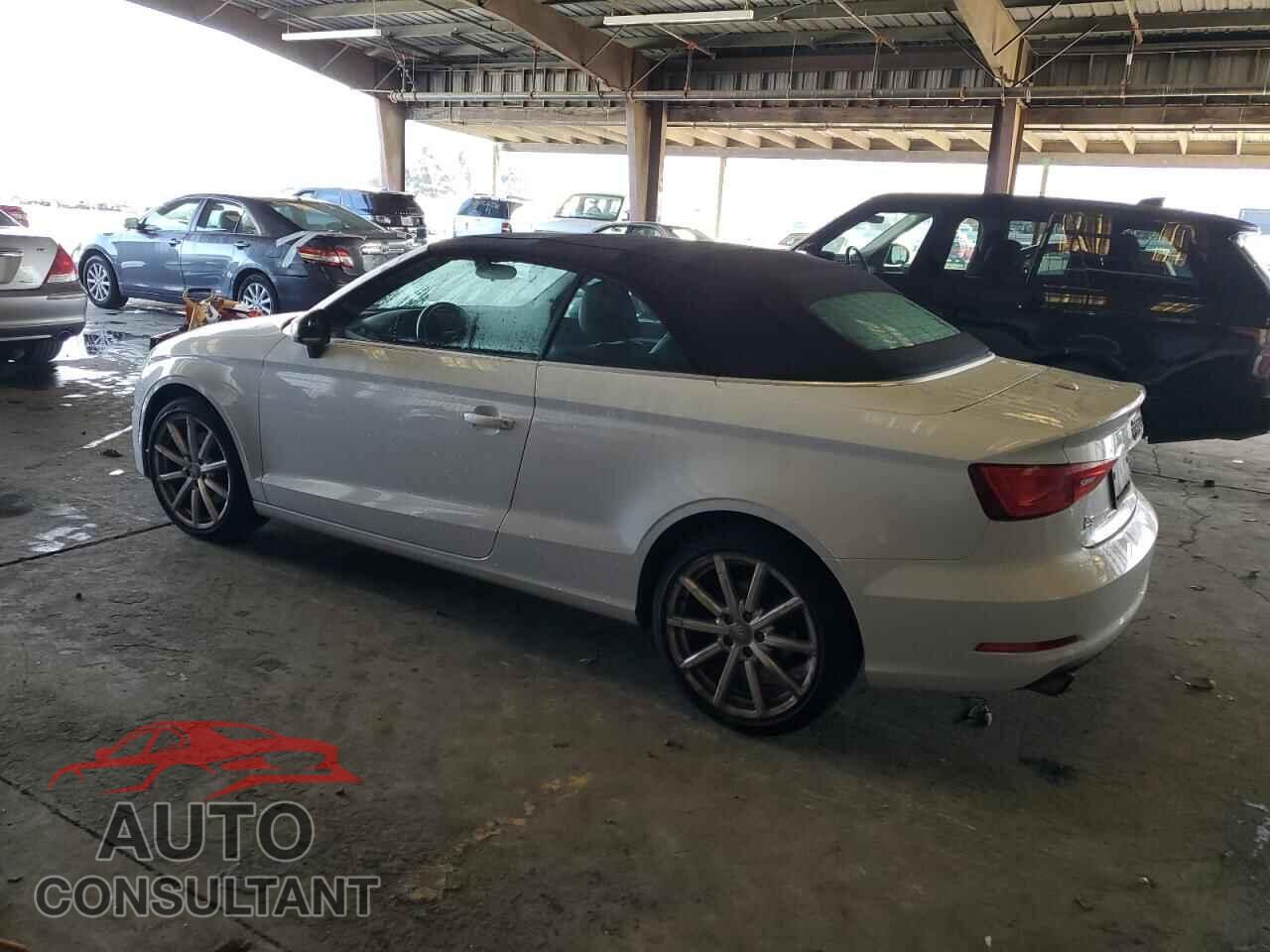 AUDI A3 2015 - WAU7FLFF9F1037557