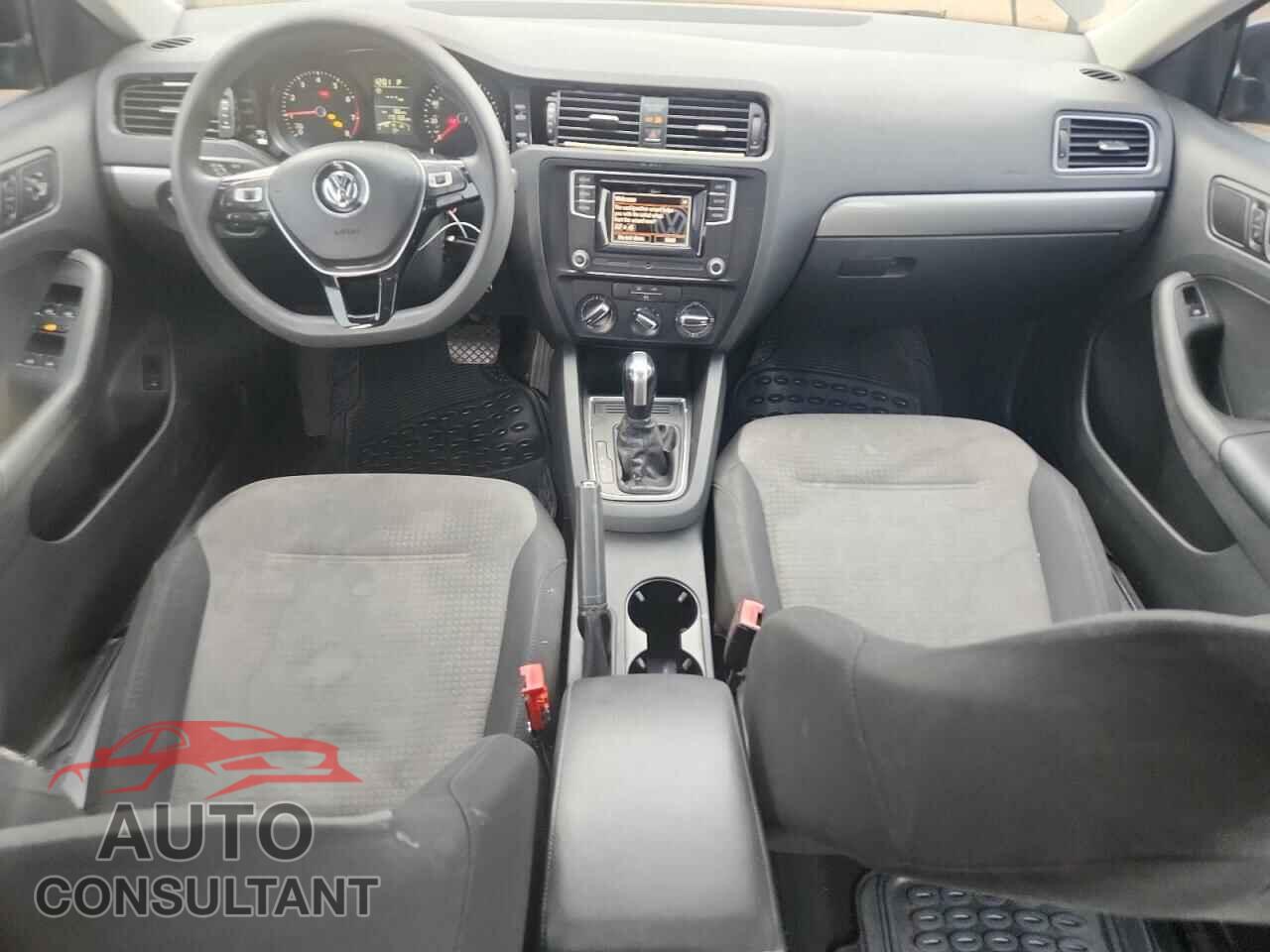 VOLKSWAGEN JETTA 2017 - 3VW2B7AJ1HM268287
