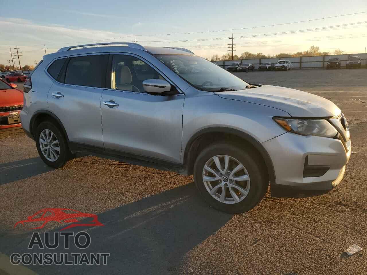 NISSAN ROGUE 2017 - KNMAT2MV9HP507608