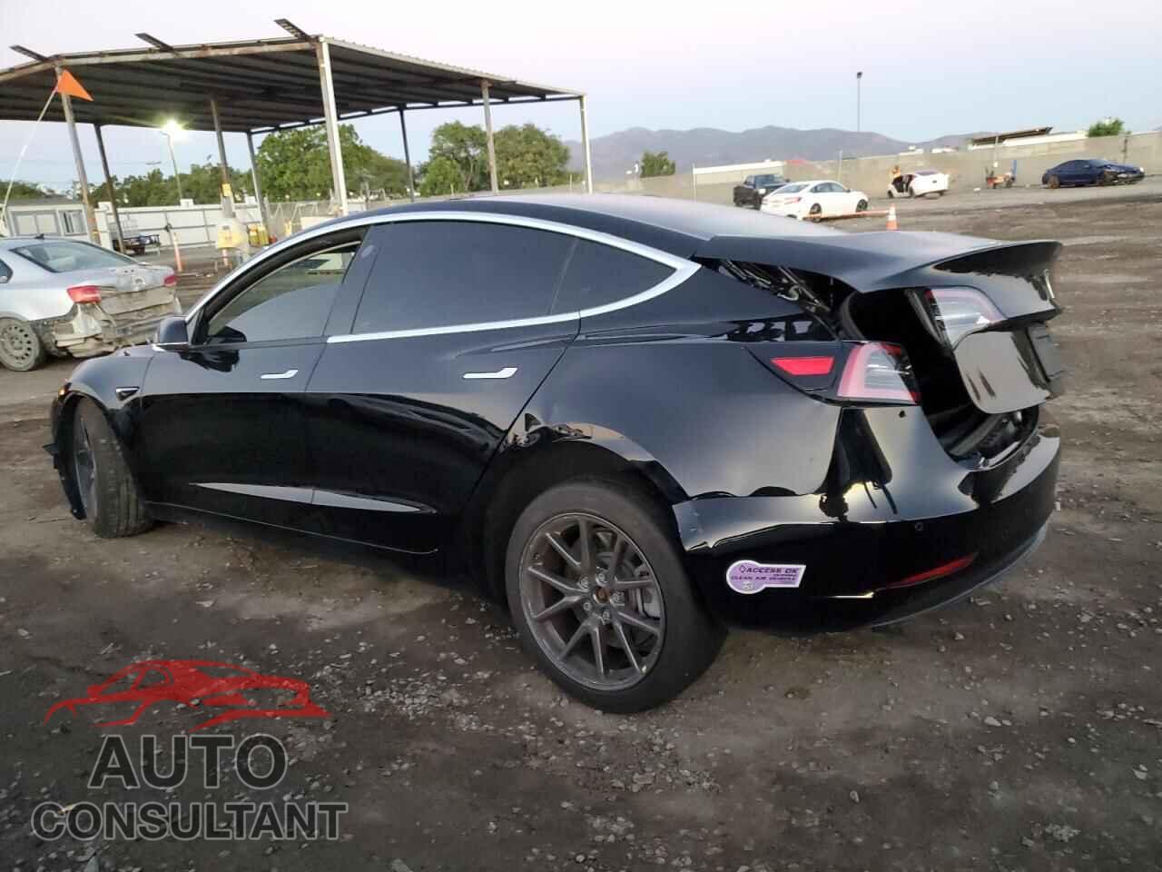 TESLA MODEL 3 2019 - 5YJ3E1EA5KF361900