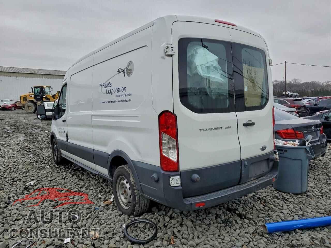 FORD TRANSIT 2017 - 1FTYR2CM6HKA09532