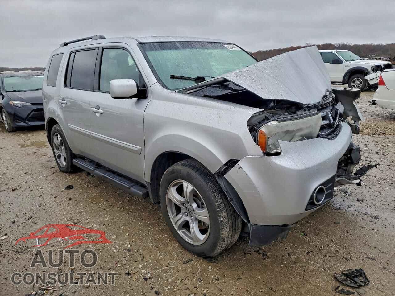 HONDA PILOT 2013 - 5FNYF4H5XDB030977