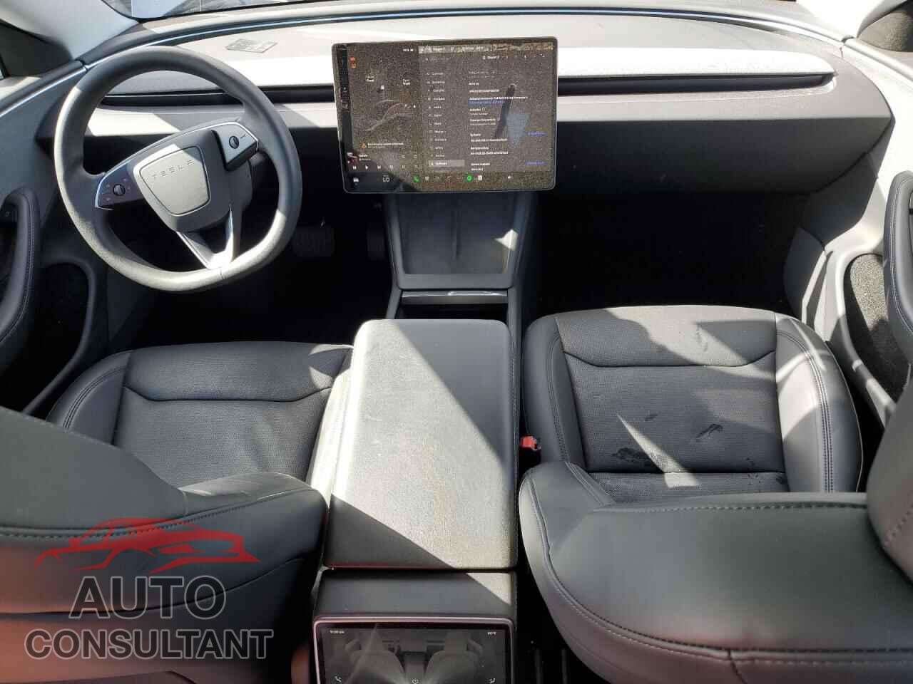 TESLA MODEL 3 2025 - 5YJ3E1EA9SF892176