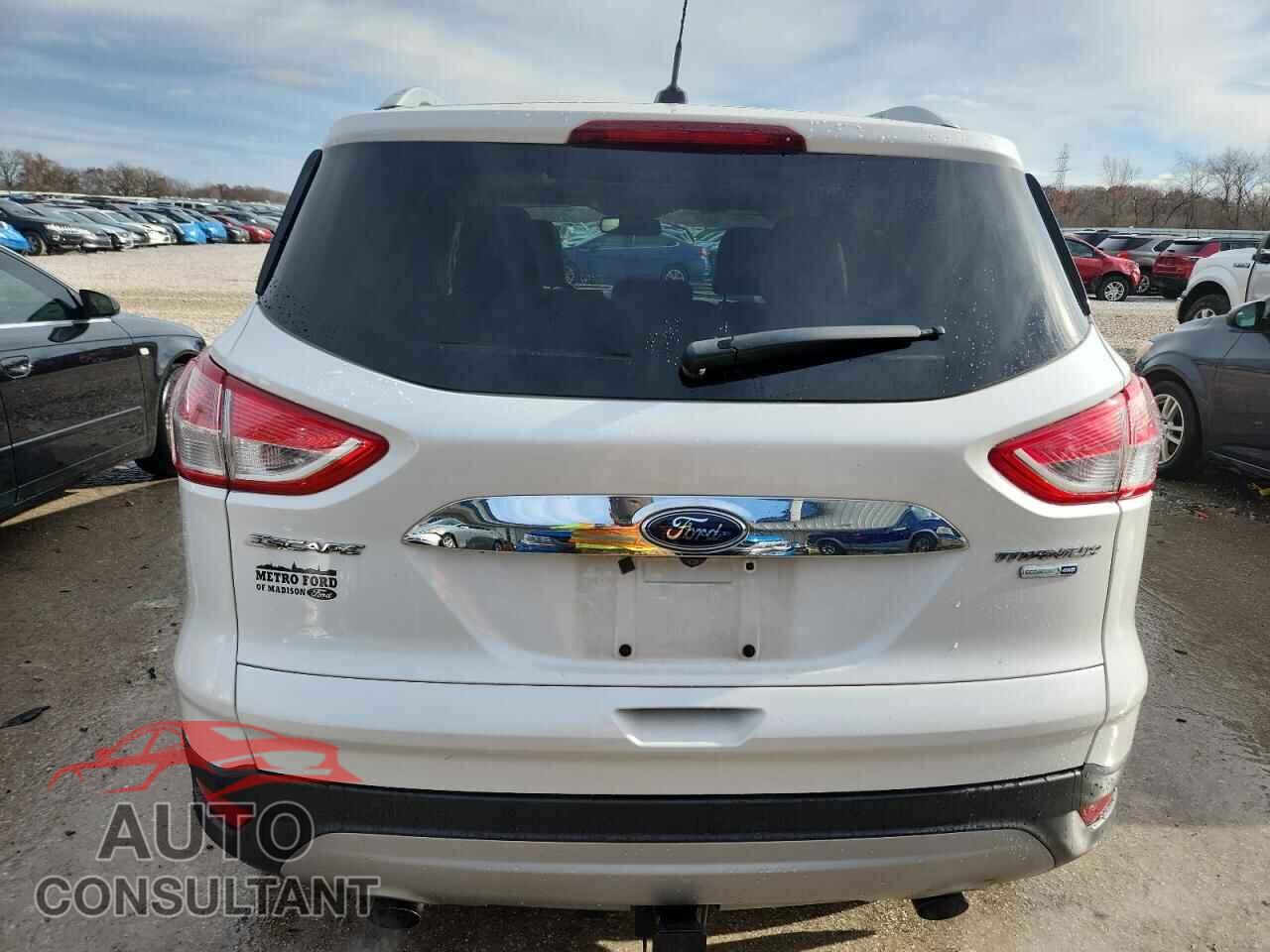 FORD ESCAPE 2016 - 1FMCU9J93GUA29610