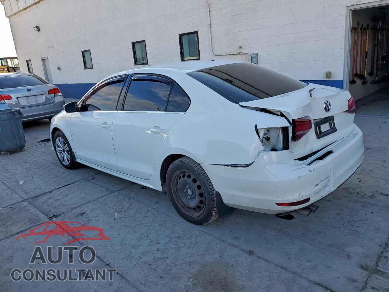 VOLKSWAGEN JETTA 2017 - 3VW2B7AJ2HM310370