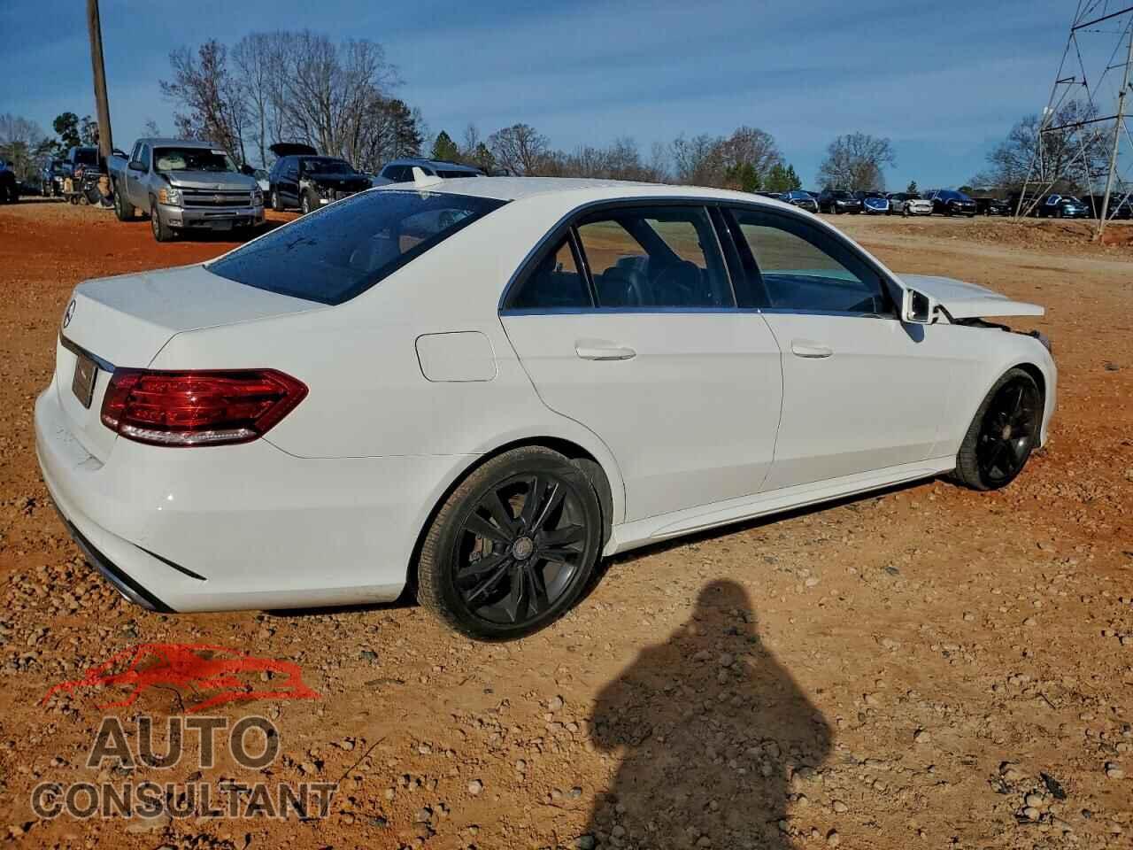 MERCEDES-BENZ E-CLASS 2015 - WDDHF5KB6FB083272