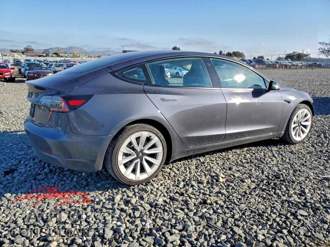 TESLA MODEL 3 2023 - 5YJ3E1EA9PF453051