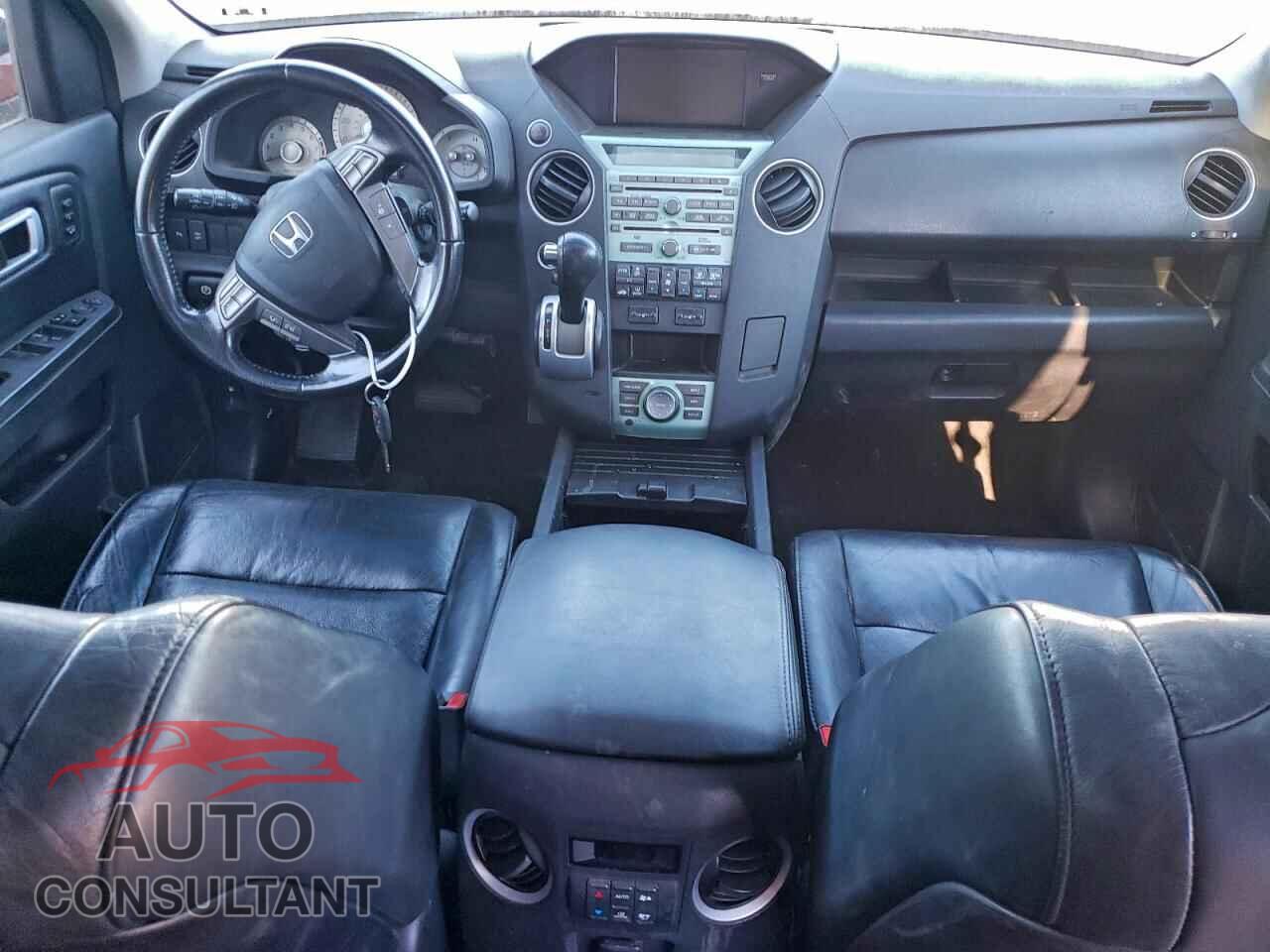 HONDA PILOT 2010 - 5FNYF4H90AB024796
