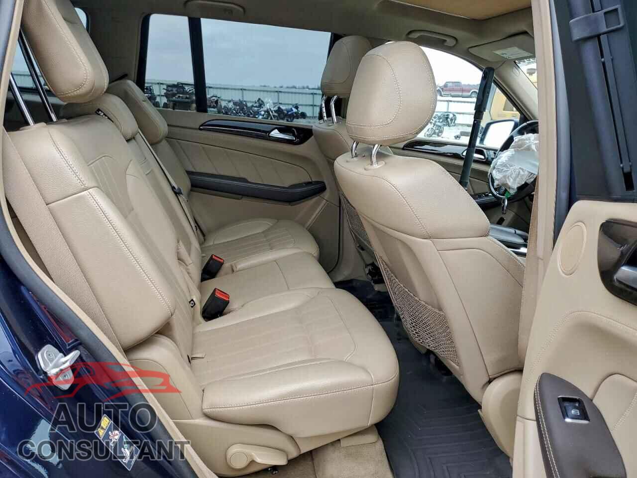 MERCEDES-BENZ GL-CLASS 2015 - 4JGDF6EE3FA448402