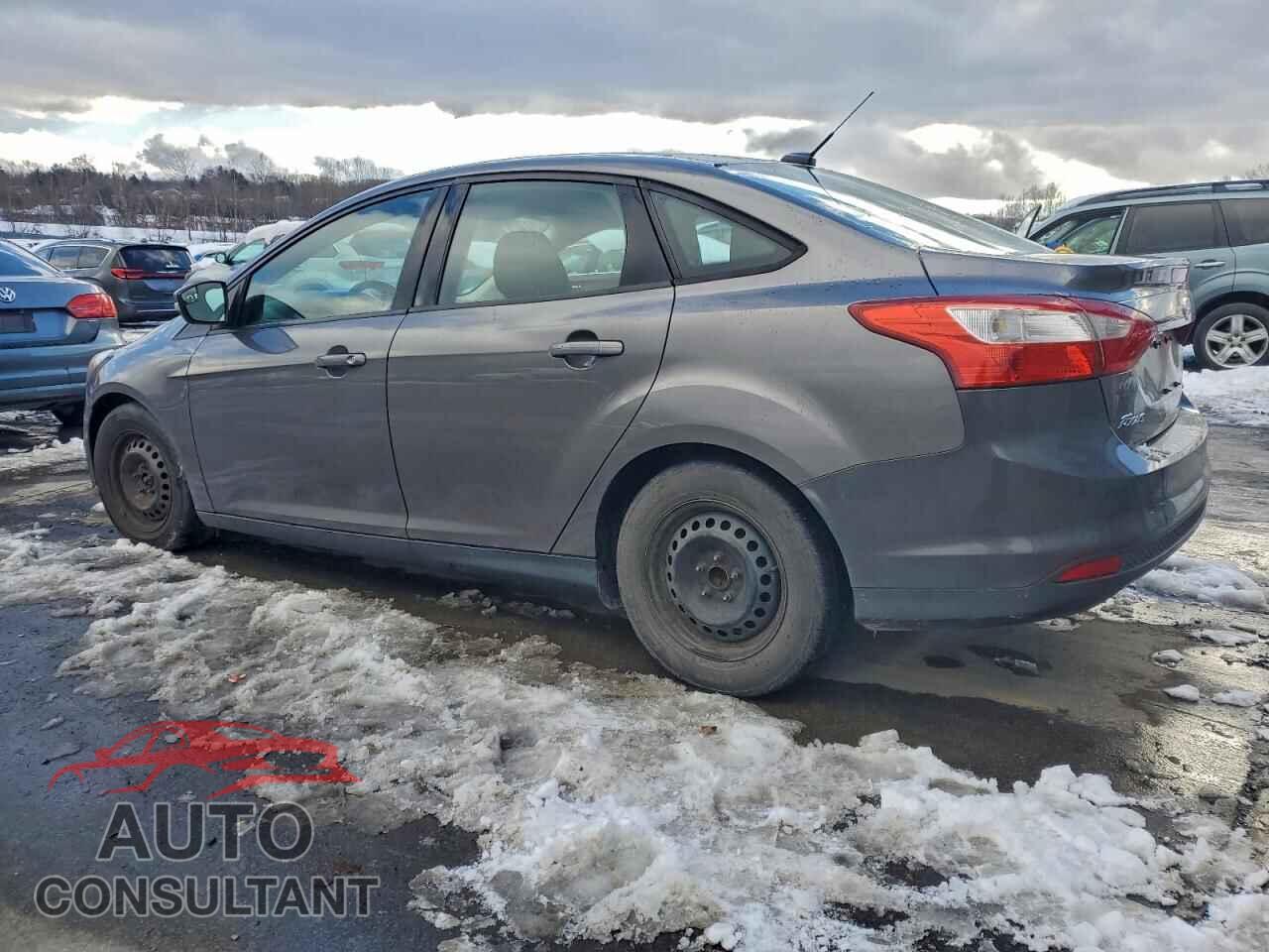 FORD FOCUS 2014 - 1FADP3F29EL445842