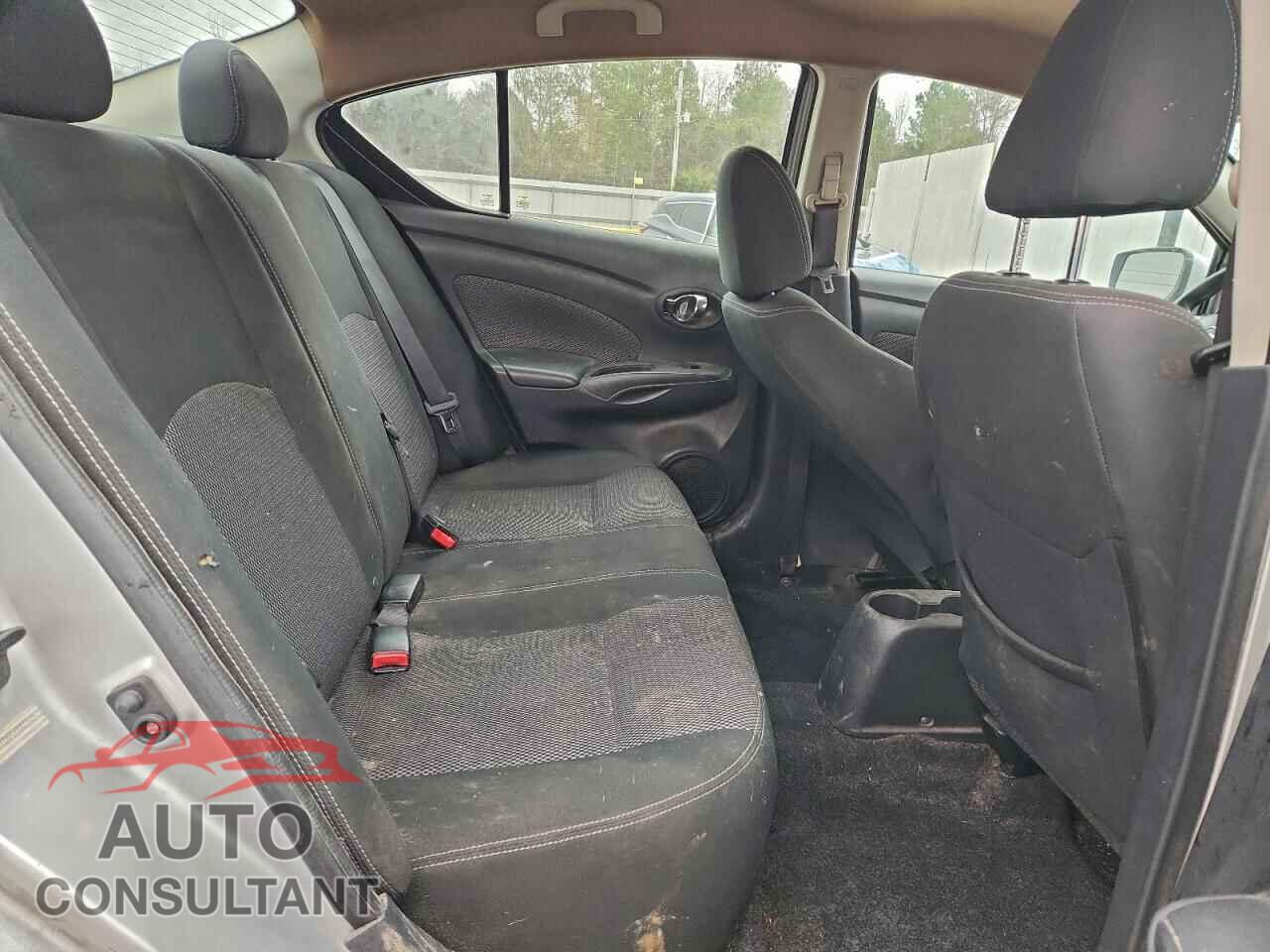 NISSAN VERSA 2017 - 3N1CN7AP0HK437569
