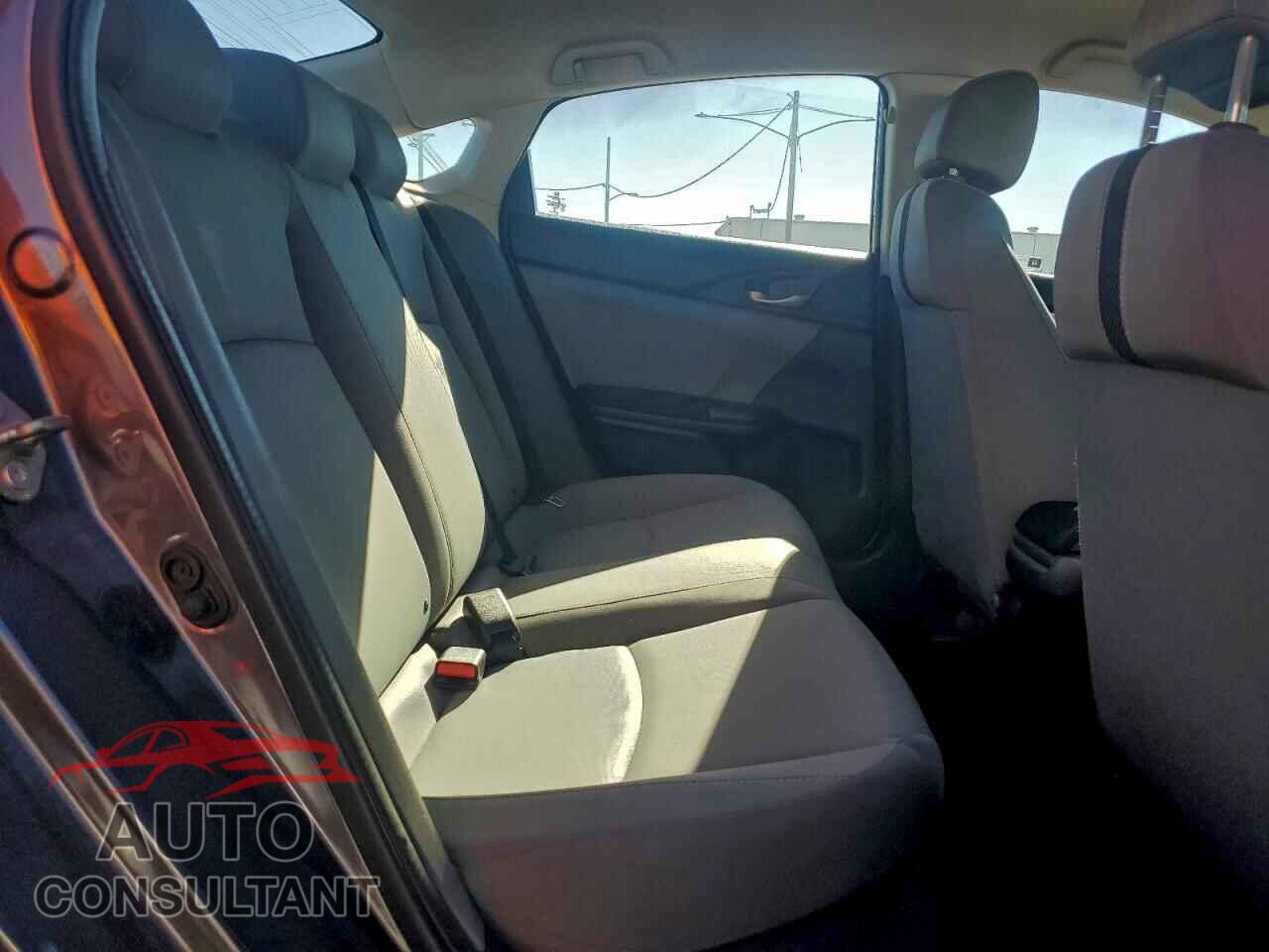 HONDA CIVIC 2017 - 2HGFC2F57HH547596