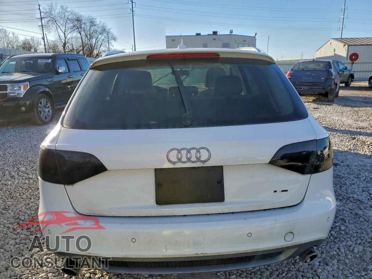 AUDI A4 2012 - WAUWFAFL3CA112416