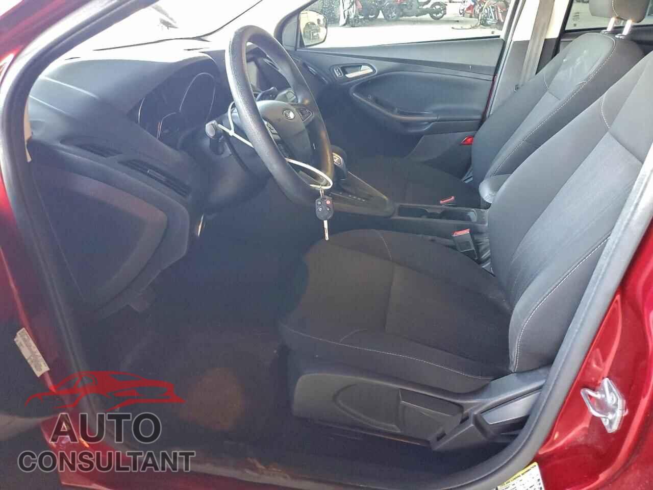FORD FOCUS 2017 - 1FADP3H29HL237493