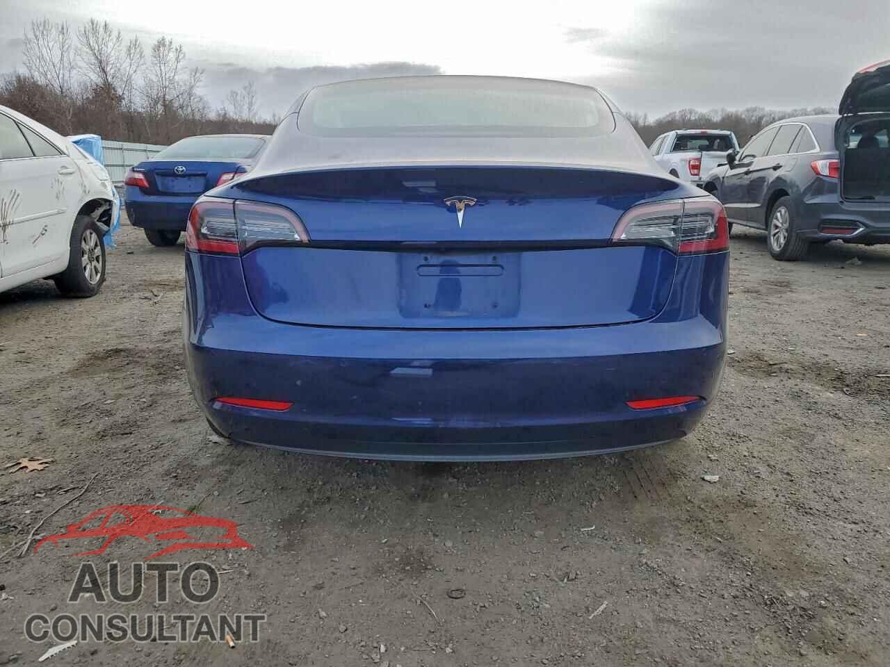 TESLA MODEL 3 2018 - 5YJ3E1EA3JF118021