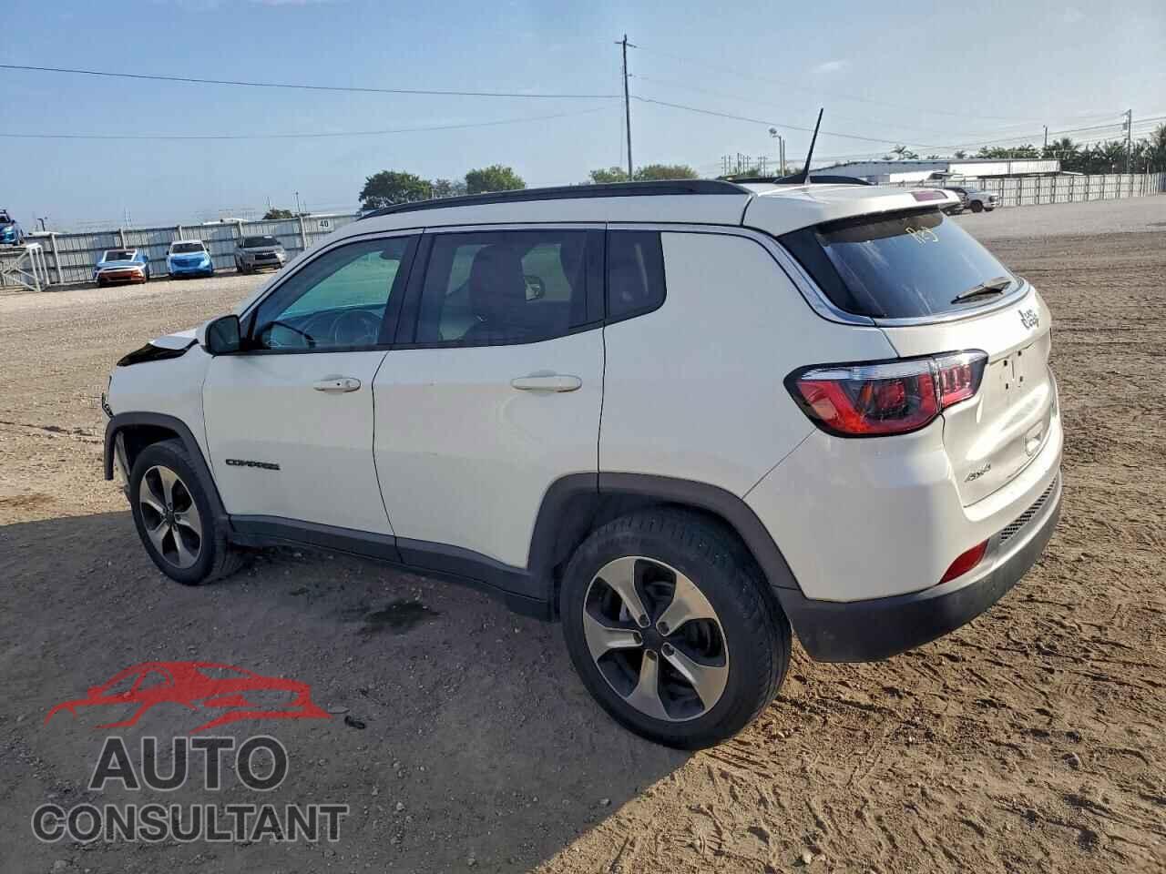 JEEP COMPASS 2018 - 3C4NJDBB2JT131606