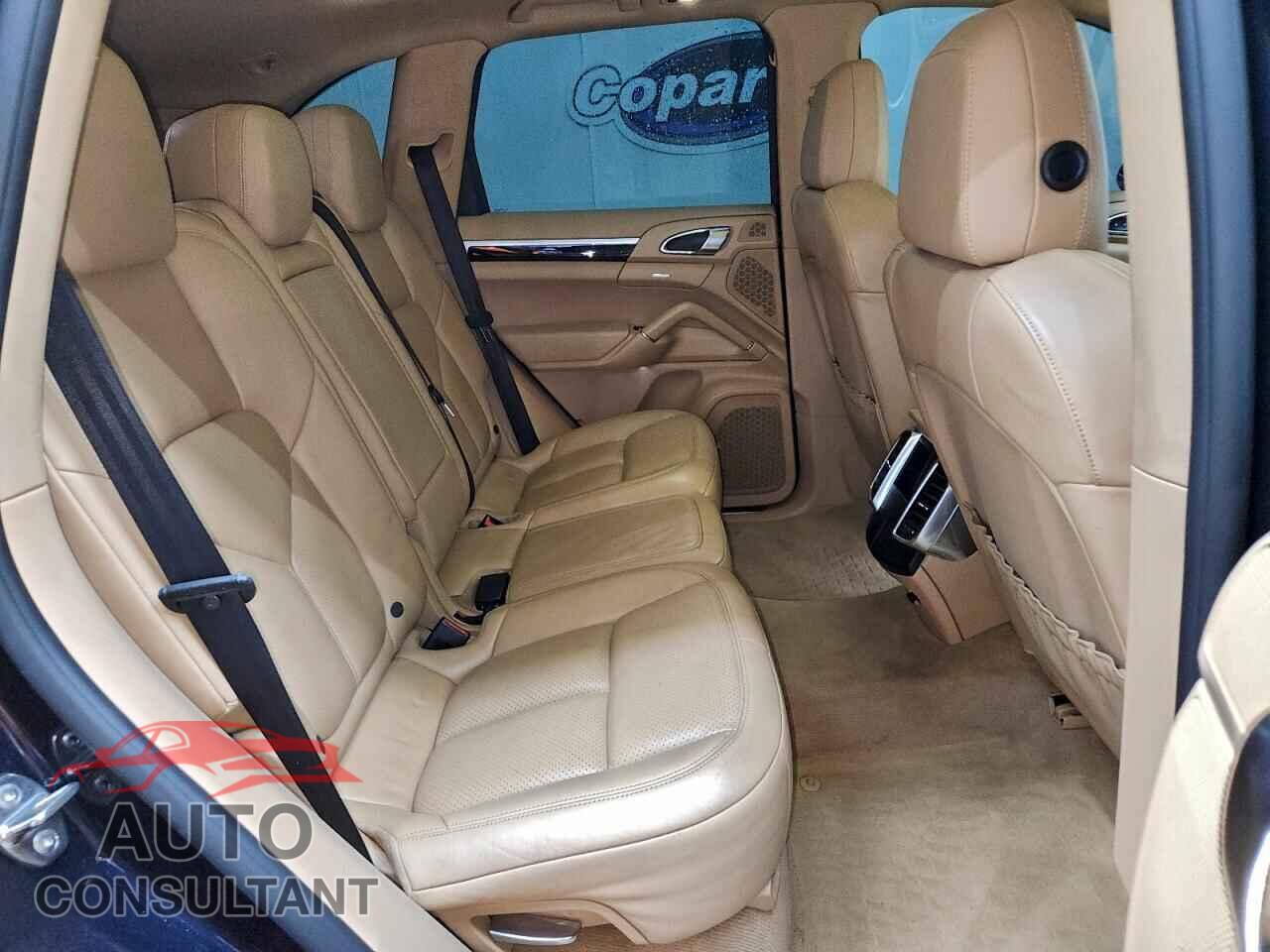 PORSCHE CAYENNE 2016 - WP1AA2A24GLA00782