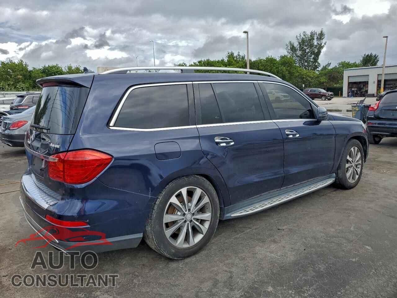 MERCEDES-BENZ GL-CLASS 2014 - 4JGDF7CE4EA268000