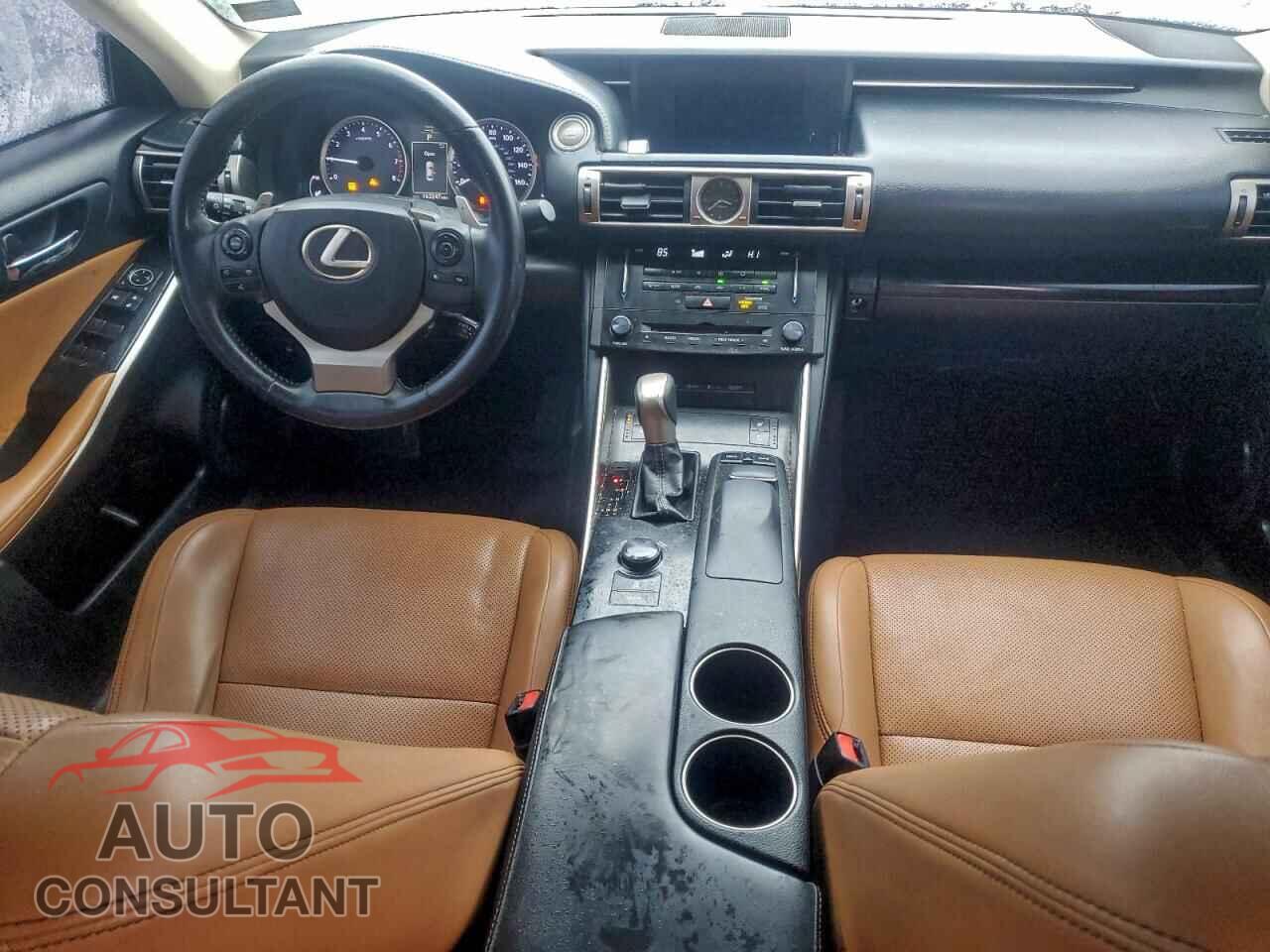 LEXUS IS 2014 - JTHCF1D28E5007140