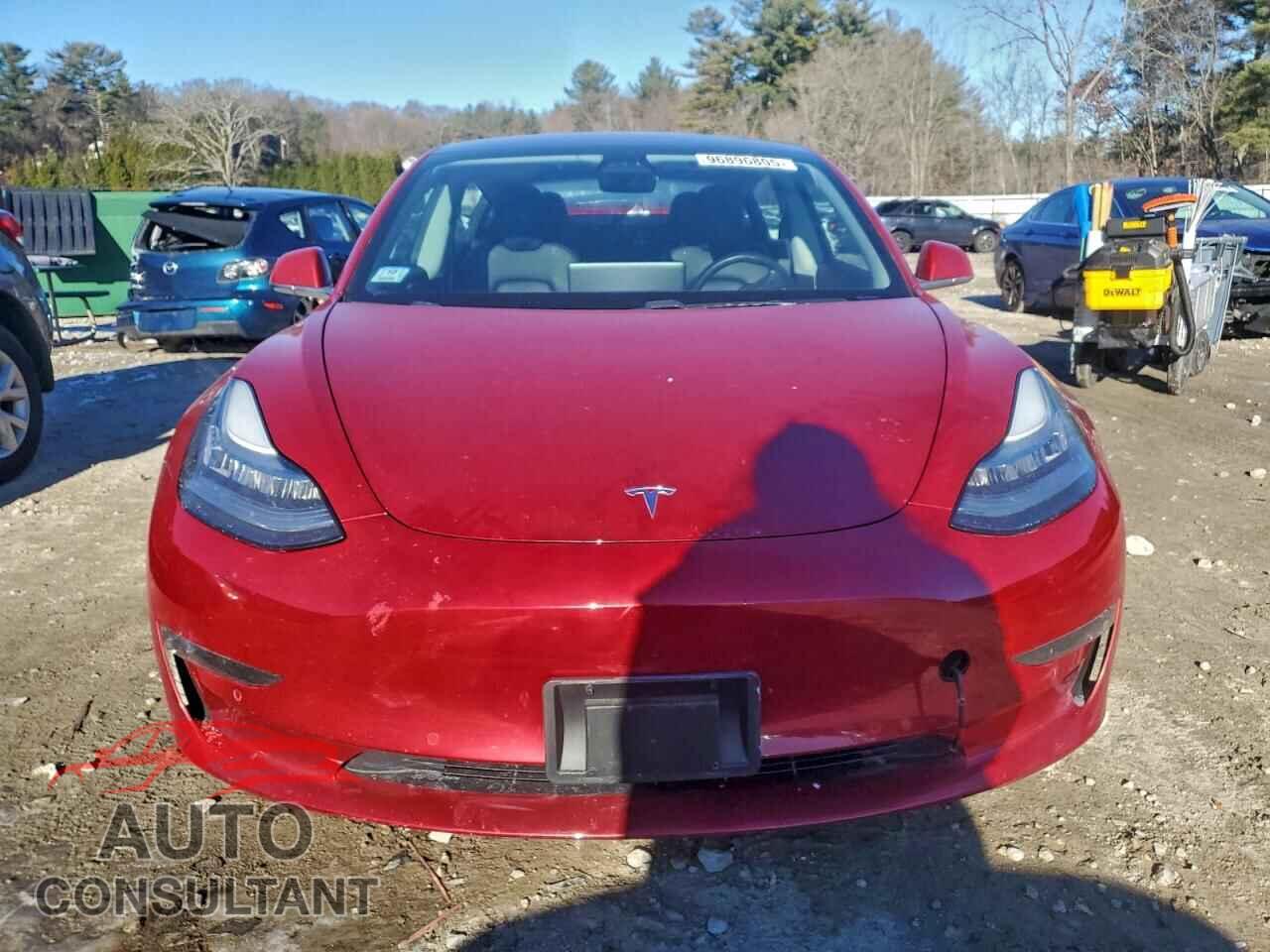 TESLA MODEL 3 2018 - 5YJ3E1EA3JF024611