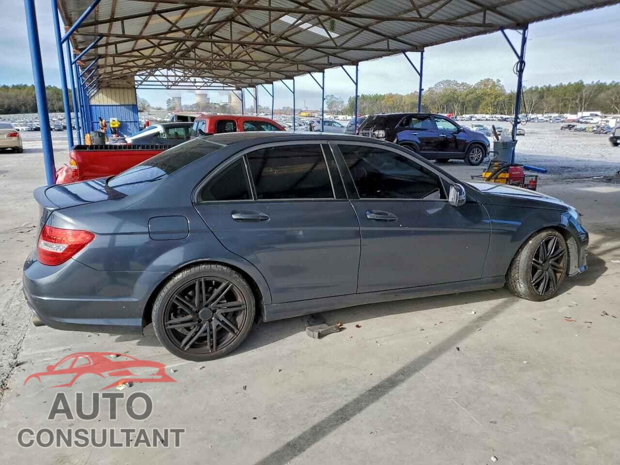 MERCEDES-BENZ C-CLASS 2013 - WDDGF4HB6DA785110