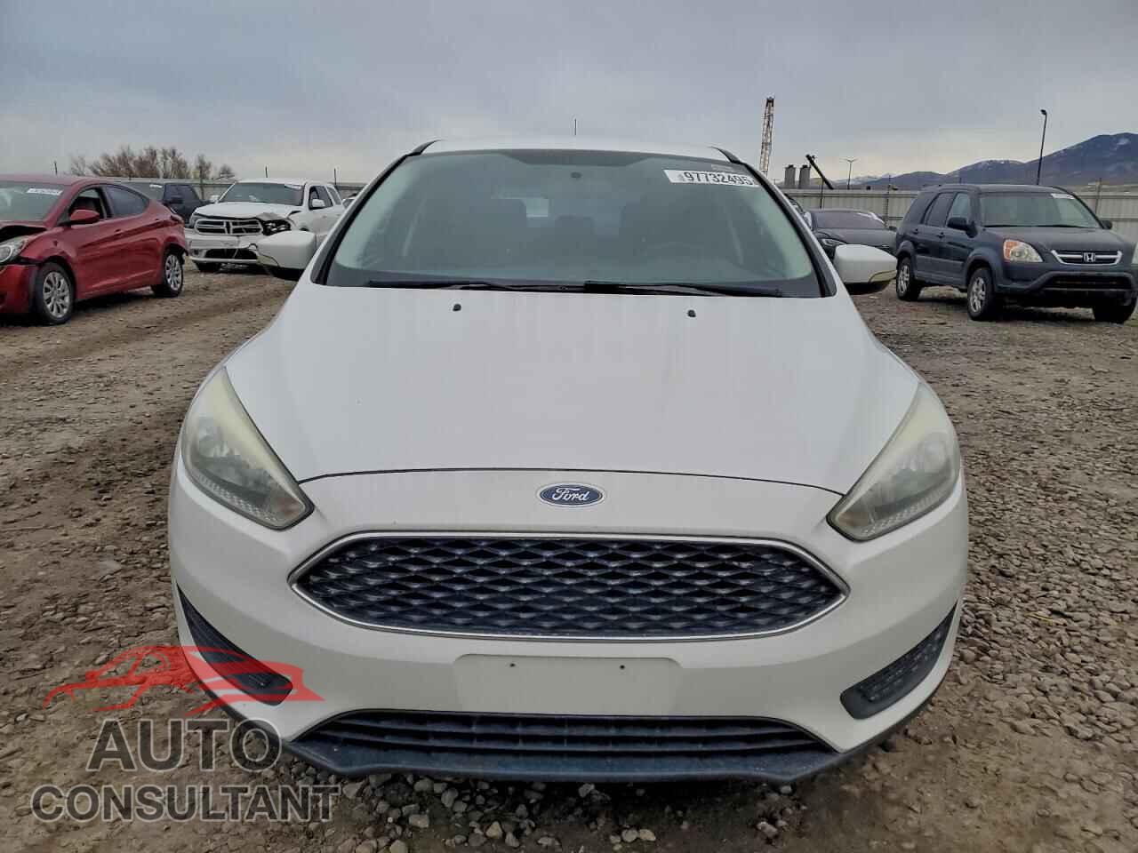 FORD FOCUS 2015 - 1FADP3K29FL324042