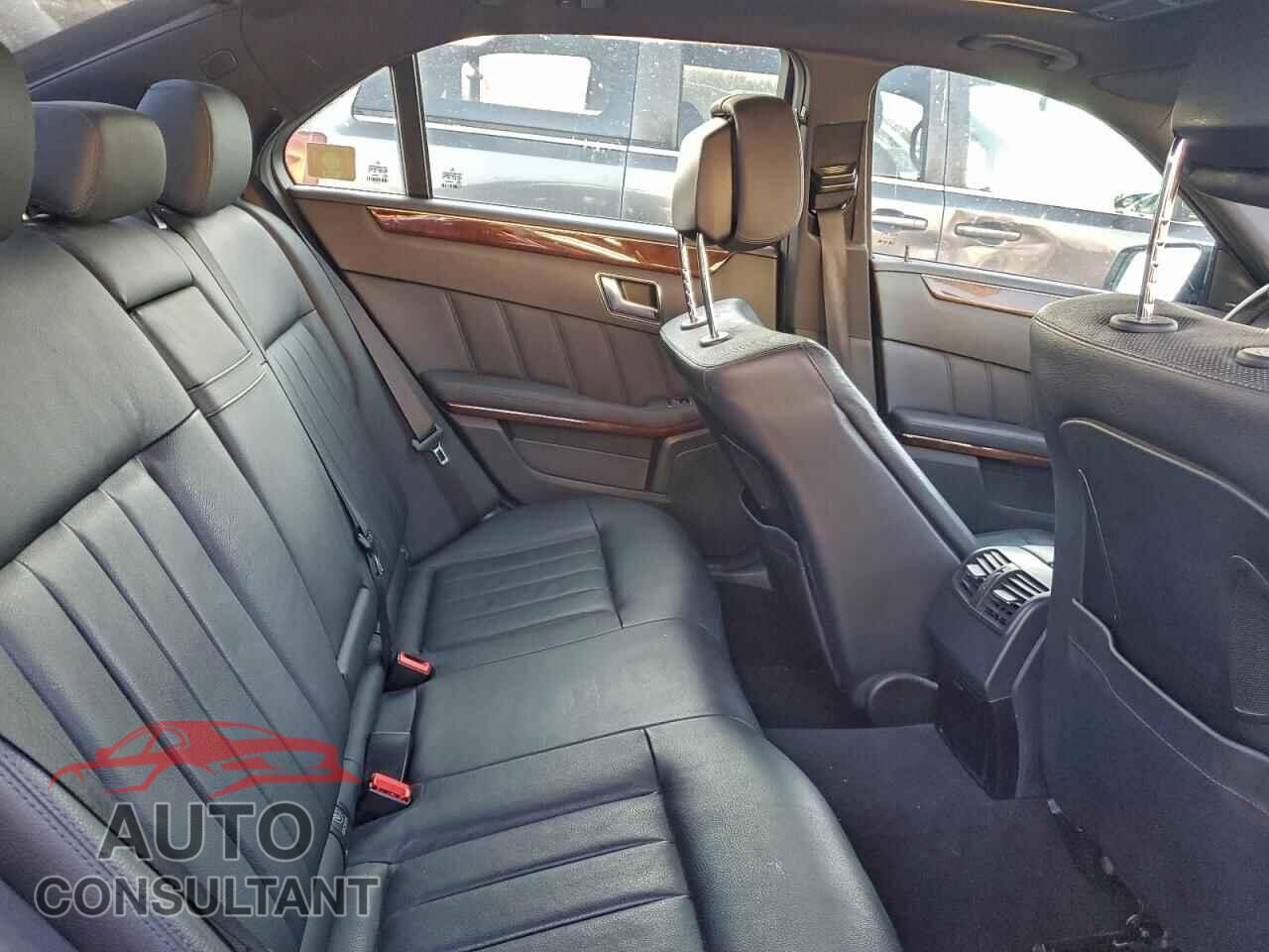 MERCEDES-BENZ E-CLASS 2013 - WDDHF9BB3DA742046