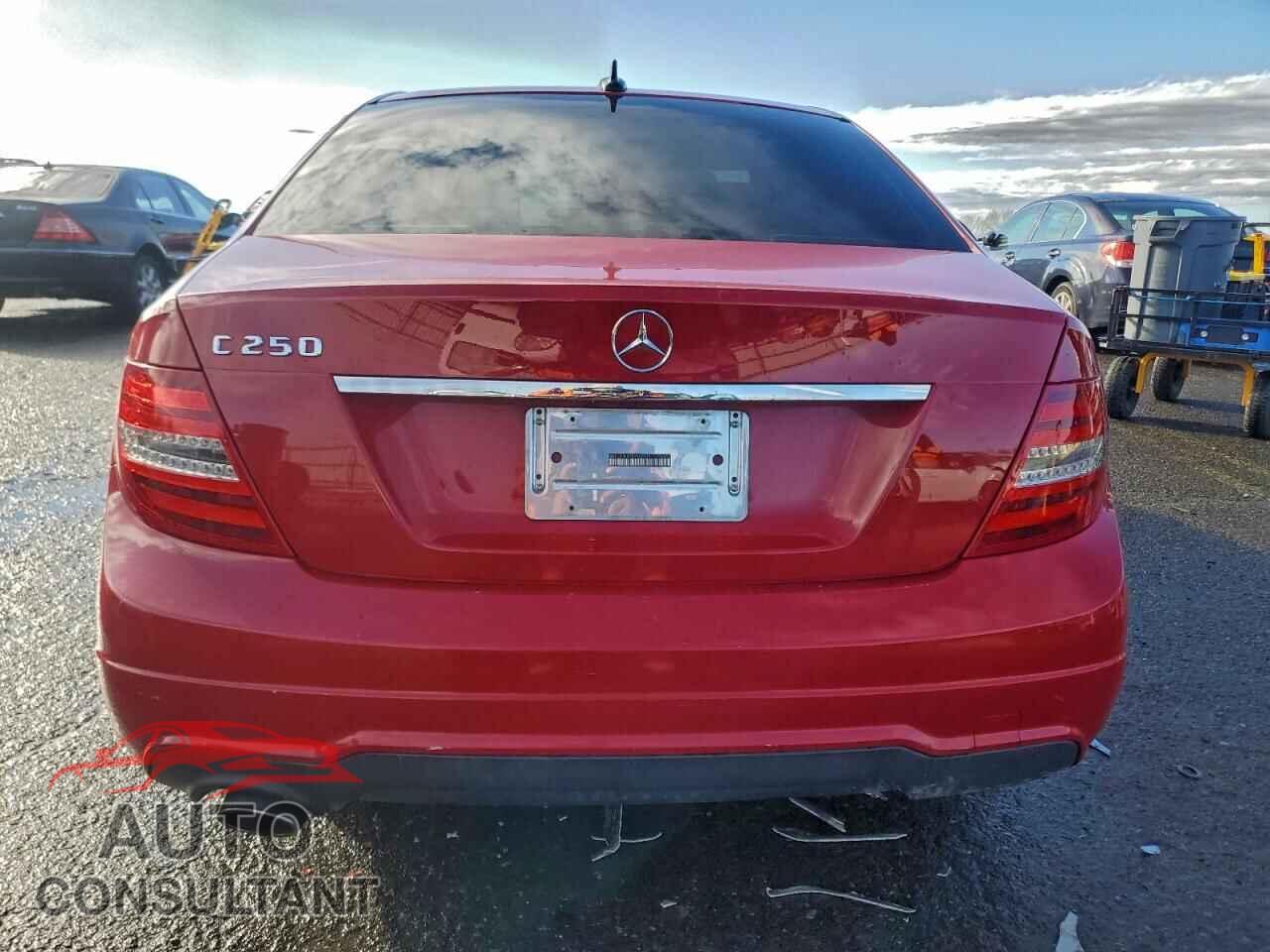 MERCEDES-BENZ C-CLASS 2014 - WDDGF4HB7EA962619