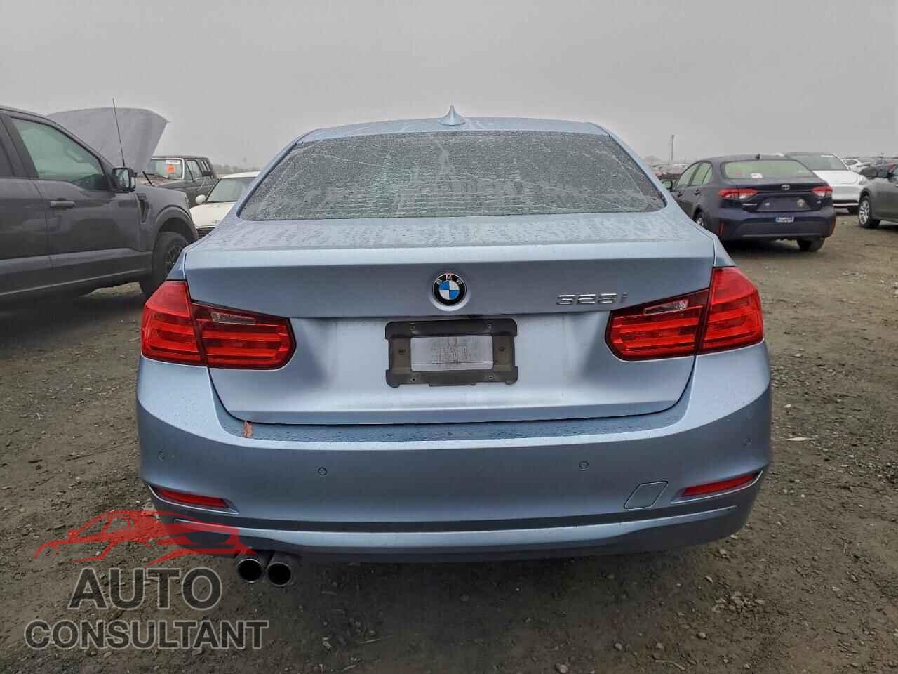 BMW 3 SERIES 2012 - WBA3A5C56CF350035