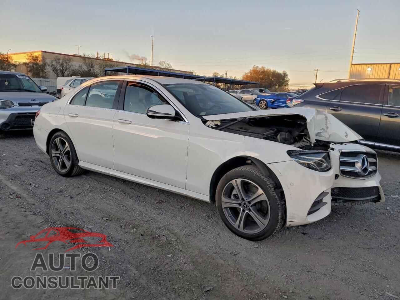 MERCEDES-BENZ E-CLASS 2018 - WDDZF4JB5JA463301