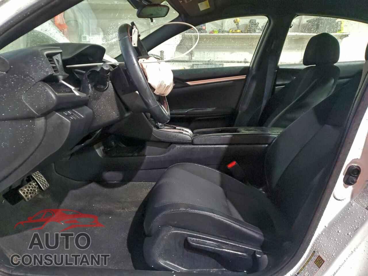 HONDA CIVIC 2019 - 2HGFC2F83KH600649