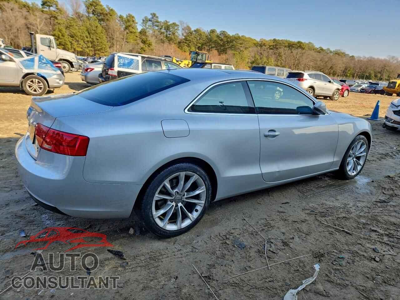 AUDI A5 2013 - WAUCFAFR4DA054583