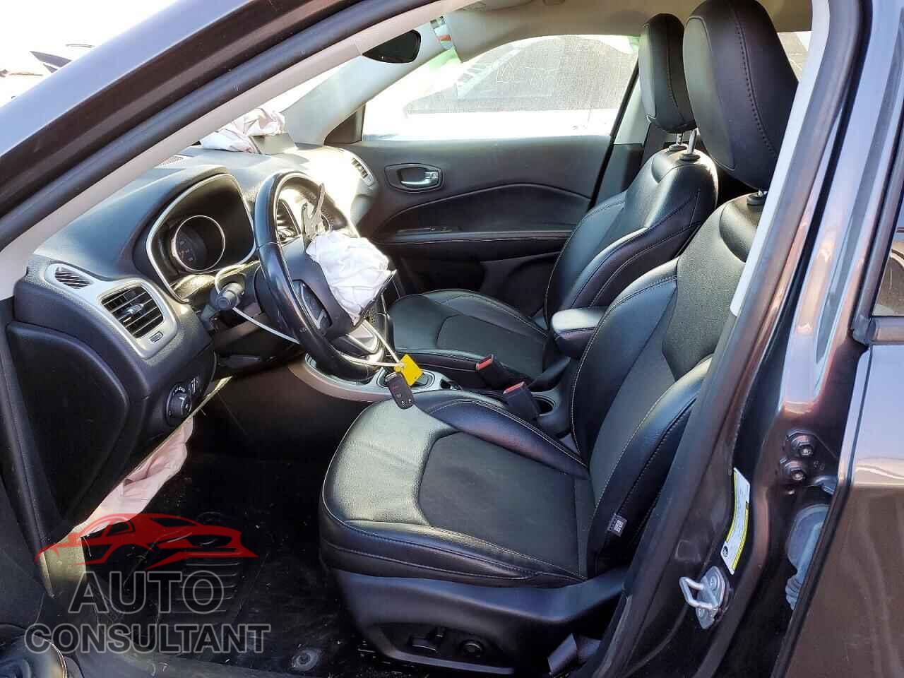 JEEP COMPASS 2020 - 3C4NJDBB4LT145395