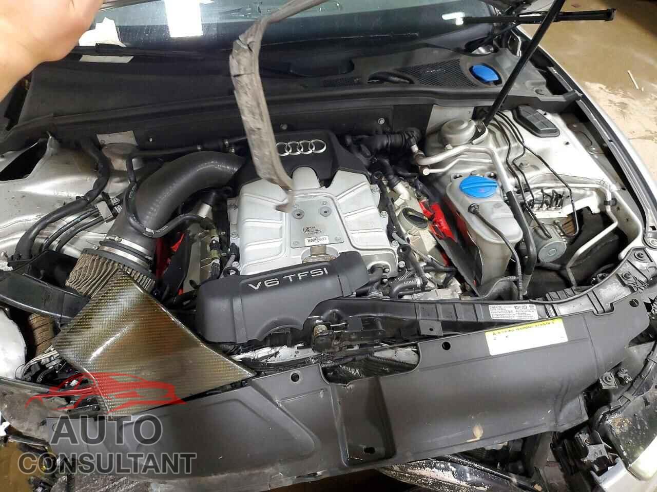 AUDI S5/RS5 2014 - WAUCGAFR2EA052216
